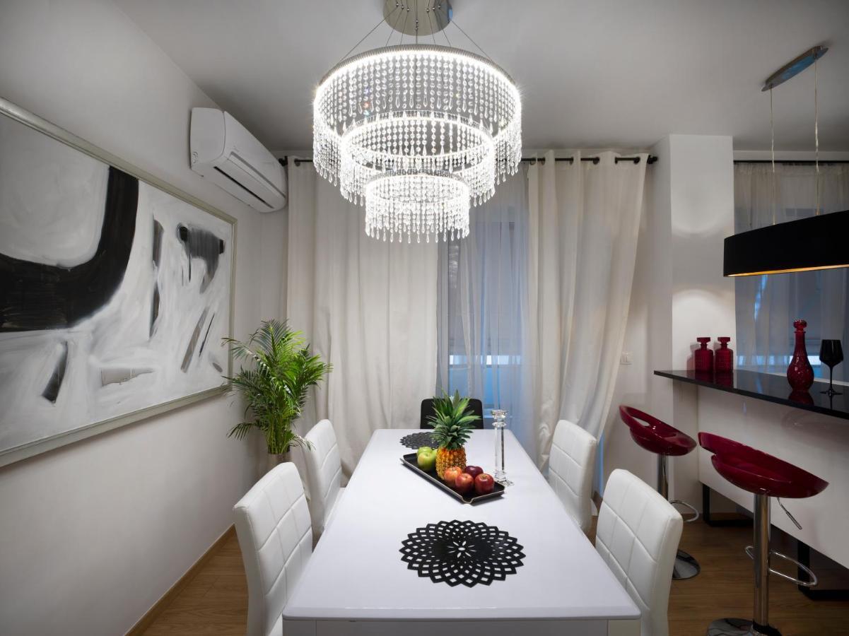 Elegant Apartment In Glyfada Aten Exteriör bild